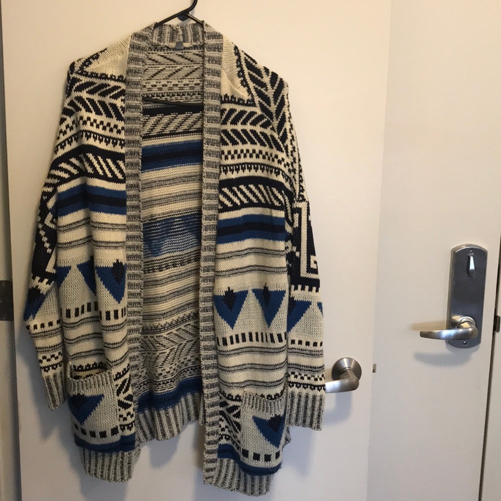 Gorgeous Oversized UO Sweater